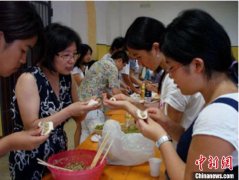 李雪梅：深耕华文教育30余载 见证意大利“汉语
