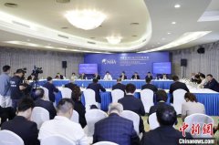 （聚焦博鳌）华商共论促进“民心相通” 构建亚