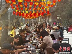 上千名村民游客长沙沉浸式体验“非遗中国年”