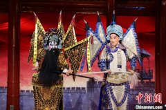 小年夜看“封箱戏” 《封箱大吉》展示传统年俗