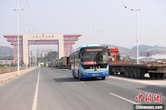 中越首条跨国公交畅通侨胞省亲路