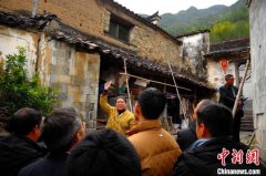 台胞何春寰：汤显祖“世外桃源”的守岁者