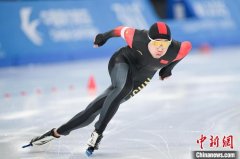 （哈尔滨亚冬会）中国速度滑冰连夺三金 中国代
