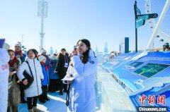 张雨霏谈戴熊猫发箍上国际赛场：展现中国元素