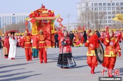 （新春走基层）秧歌搭台非遗对话 在宝清看见中