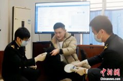 “一键申报”省心办 北京携带宠物出境检疫举措