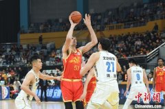 CBA：广厦击败北京迎主场15连胜 博班首秀砍下4分