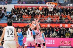 WCBA：四川女篮力压山东女篮迎十八连胜