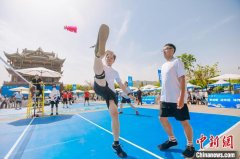 《哪吒2》带动毽球热！成都村毽公开赛火热开赛