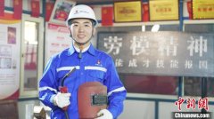 （新春走基层）通讯：在焊接台上绽放光彩的“