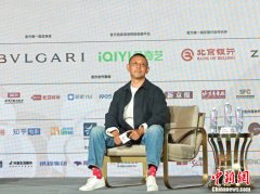 姜文：我在拍摄现场从不看剧本