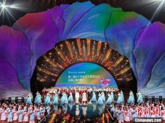 第八届中小学生艺术展演活动全国汇演开幕