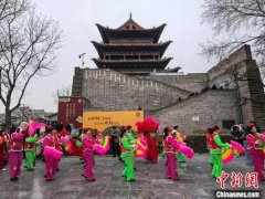 明代拱极门“舞”动民俗  平添“冬日烟火气”